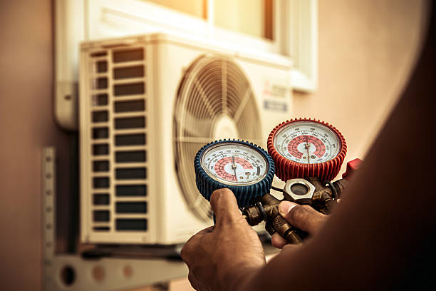 Professional Hvac technician working in New London, PA